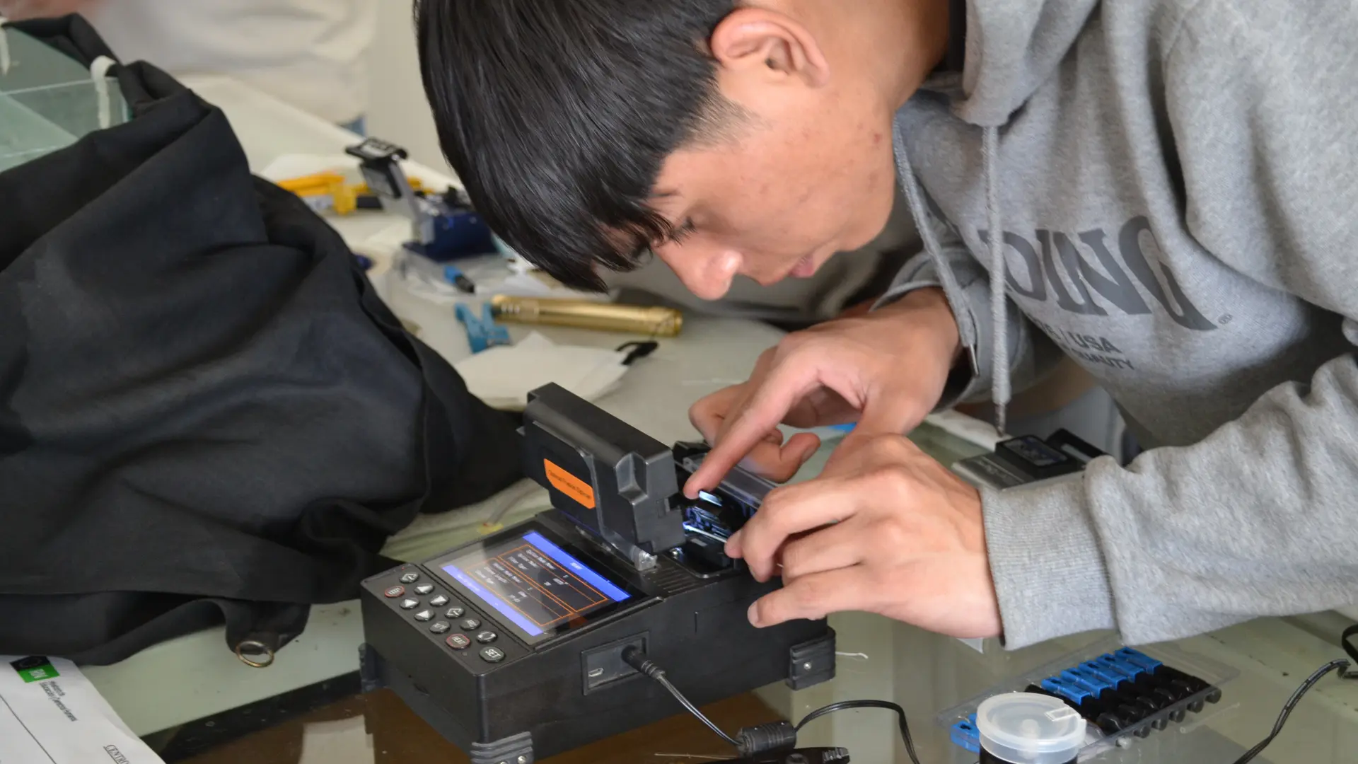 Fortalecemos los vínculos entre la educación técnica y la tecnología rionegrina